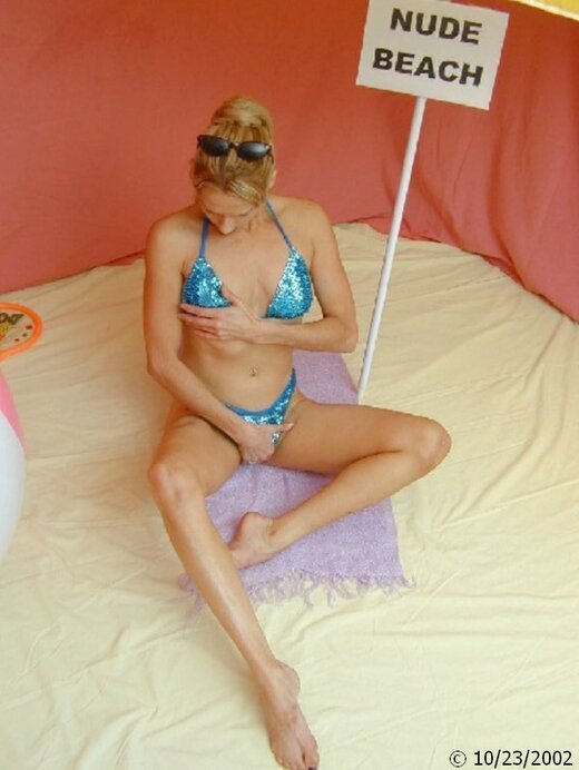 bikini-0129